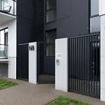Brand New And Modern 1Bdr Apartment